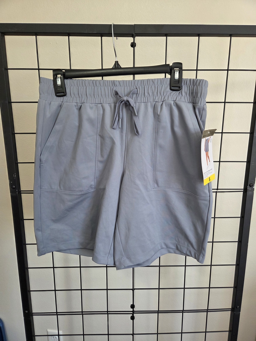 NWT Mondetta Womens Drawstring Shorts in Gray, Size Small